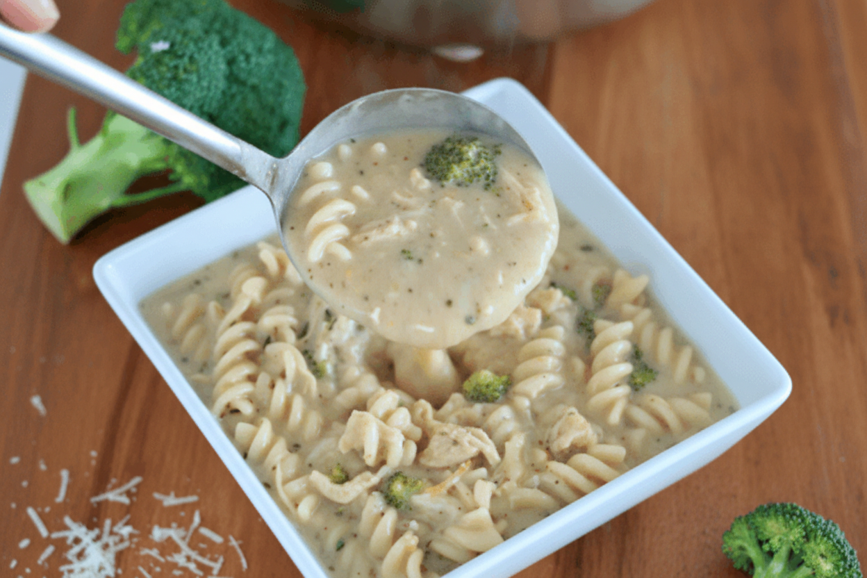 Creamy Chicken Alfredo Soup